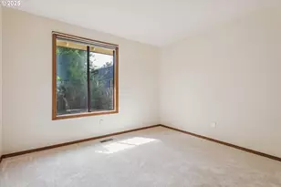 3441 SW Vermont St, Portland, OR 97219 - Photo 25