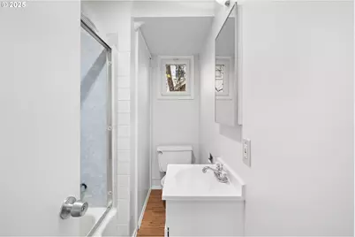 343 NE Jackson St, Hillsboro, OR 97124 - Photo 17