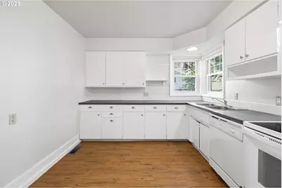 343 NE Jackson St, Hillsboro, OR 97124 - Photo 13