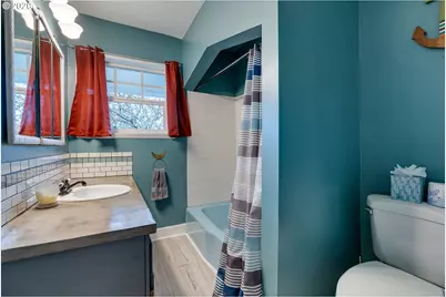 514 SE 61st Ave, Portland, OR 97215 - Photo 21