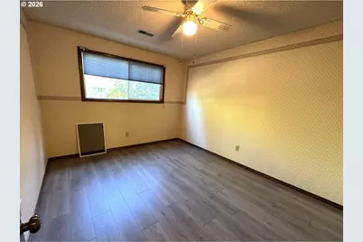 2318 NE Brookview Dr, Vancouver, WA 98686 - Photo 35