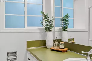 1721 Highland Dr, Lake Oswego, OR 97034 - Photo 21