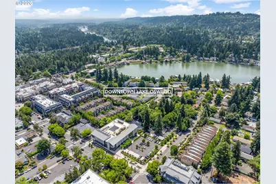 1721 Highland Dr, Lake Oswego, OR 97034 - Photo 35