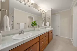 2094 Lake Isle Dr, Eugene, OR 97401 - Photo 29