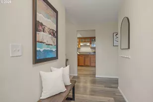 2094 Lake Isle Dr, Eugene, OR 97401 - Photo 3