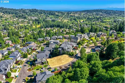13501 SE Mountain Crest Dr, Happy Valley, OR 97086 - Photo 7