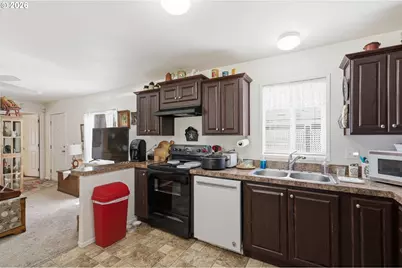 1475 Green Acres Rd #148, Eugene, OR 97408 - Photo 9