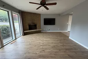 11530 SW Tigard Dr, Portland, OR 97223 - Photo 3
