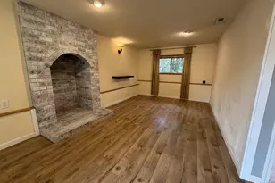 11530 SW Tigard Dr, Portland, OR 97223 - Photo 9