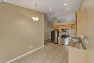 900 Trinity St, Albany, OR 97322 - Photo 9
