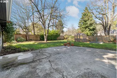 3911 SE 104th Ave, Portland, OR 97266 - Photo 25