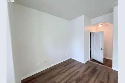 8902 NE Brentford Ter, Hillsboro, OR 97006 - Photo 15