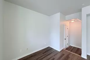 8902 NE Brentford Terrace, Hillsboro, OR 97006 - Photo 11