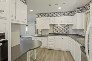 100 SW 195th Ave, Beaverton, OR 97006 - Photo 13