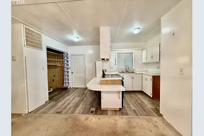 3909 E Fourth Plain Blvd #61, Vancouver, WA 98661 - Photo 9