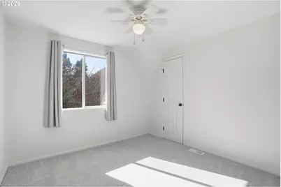 20182 SW Tillamook Ct, Tualatin, OR 97062 - Photo 27