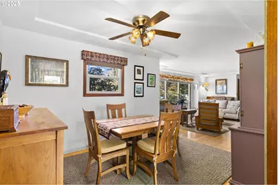 14614 SE Rhone St, Portland, OR 97236 - Photo 7