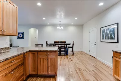 4054 Alder St, Eugene, OR 97405 - Photo 9