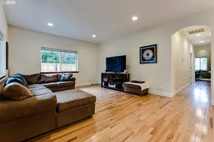 4054 Alder St, Eugene, OR 97405 - Photo 5