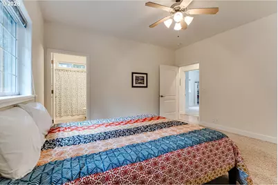 4054 Alder St, Eugene, OR 97405 - Photo 11