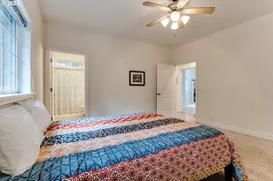 4054 Alder St, Eugene, OR 97405 - Photo 11