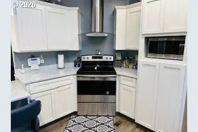 76248 Garden Rd, Oakridge, OR 97463 - Photo 13