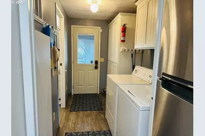 76248 Garden Rd, Oakridge, OR 97463 - Photo 3