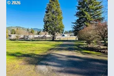 76248 Garden Rd, Oakridge, OR 97463 - Photo 15