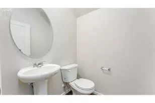 2844 Pierce Pkwy, Springfield, OR 97477 - Photo 3