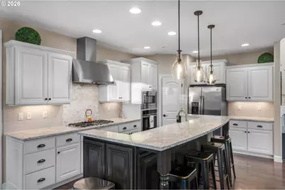 10642 NW Glenmore Way, Portland, OR 97229 - Photo 5