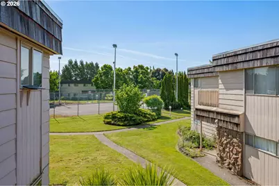 2727 Gateway St #18, Springfield, OR 97477 - Photo 17