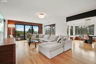 6487 SW Parkhill Way, Portland, OR 97239 - Photo 9