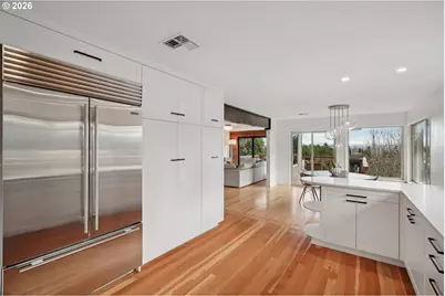 6487 SW Parkhill Way, Portland, OR 97239 - Photo 17