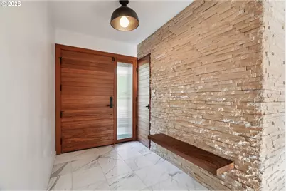 6487 SW Parkhill Way, Portland, OR 97239 - Photo 3