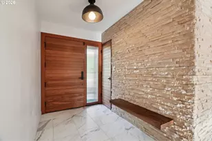 6487 SW Parkhill Way, Portland, OR 97239 - Photo 3