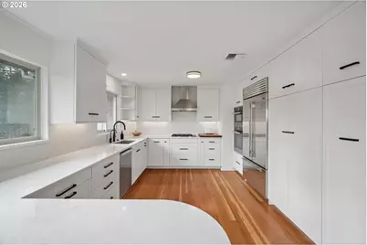 6487 SW Parkhill Way, Portland, OR 97239 - Photo 15