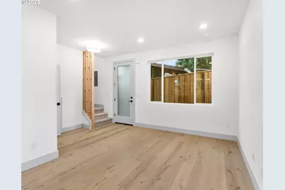 7379 N Mobile Ave, Portland, OR 97217 - Photo 3