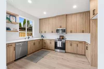 7379 N Mobile Ave, Portland, OR 97217 - Photo 5