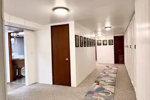 10919 SE Mill Ct, Portland, OR 97216 - Photo 27