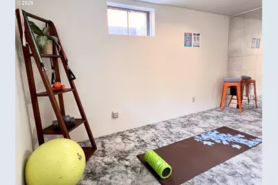 10919 SE Mill Ct, Portland, OR 97216 - Photo 29