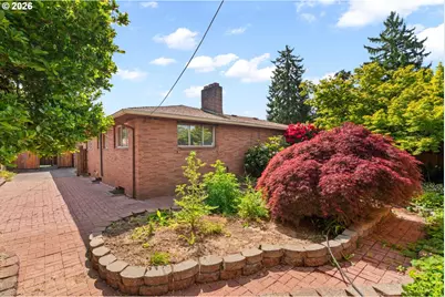 10919 SE Mill Ct, Portland, OR 97216 - Photo 35