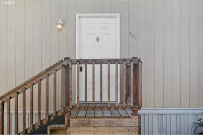 300 SW 7th Ave #901, Battle Ground, WA 98604 - Photo 3