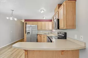 300 SW 7th Ave, Battle Ground, WA 98604 - Photo 9