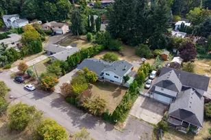 13810 SE Holgate Blvd, Portland, OR 97236 - Photo 5