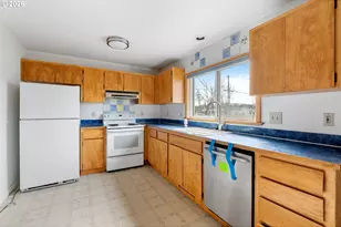 421 N Columbus Ave, Goldendale, WA 98620 - Photo 9