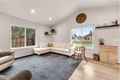 211 W Oak St, Yacolt, WA 98675 - Photo 7