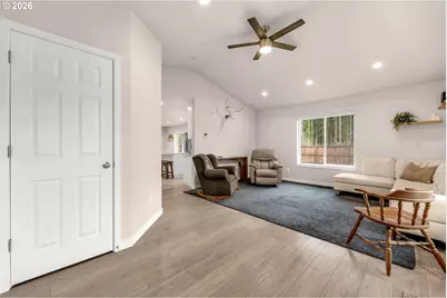 211 W Oak St, Yacolt, WA 98675 - Photo 5