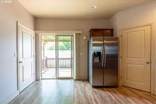 10903 NE 8th Cir, Vancouver, WA 98664 - Photo 11