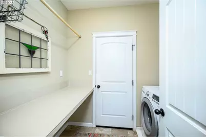 467 E Johnson St, Carlton, OR 97111 - Photo 15