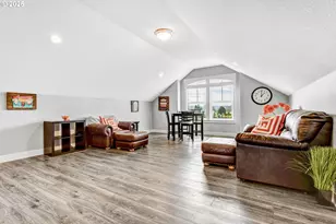 9946 NW 326th Pl, Hillsboro, OR 97124 - Photo 29